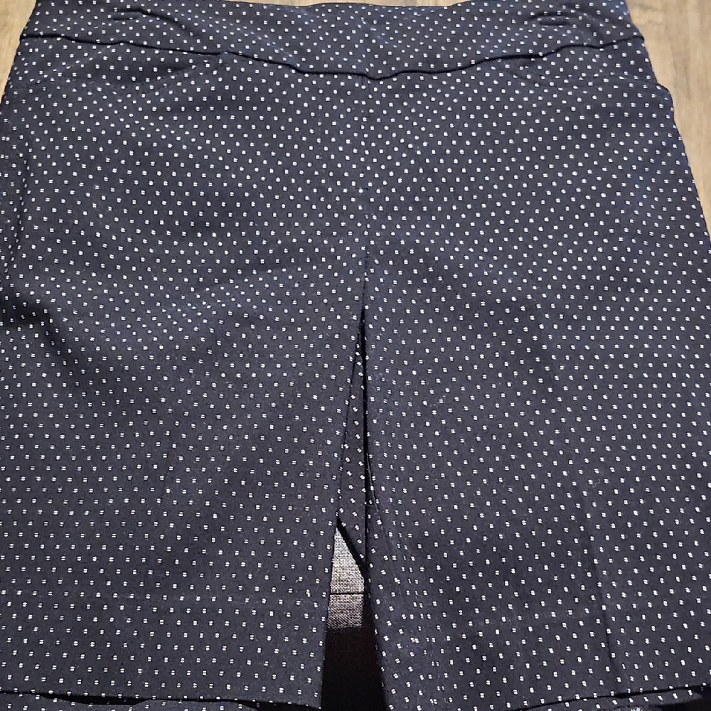 Hilary Radley  Polka Dot Stretch Blue Black Shorts Medium Women Bermuda